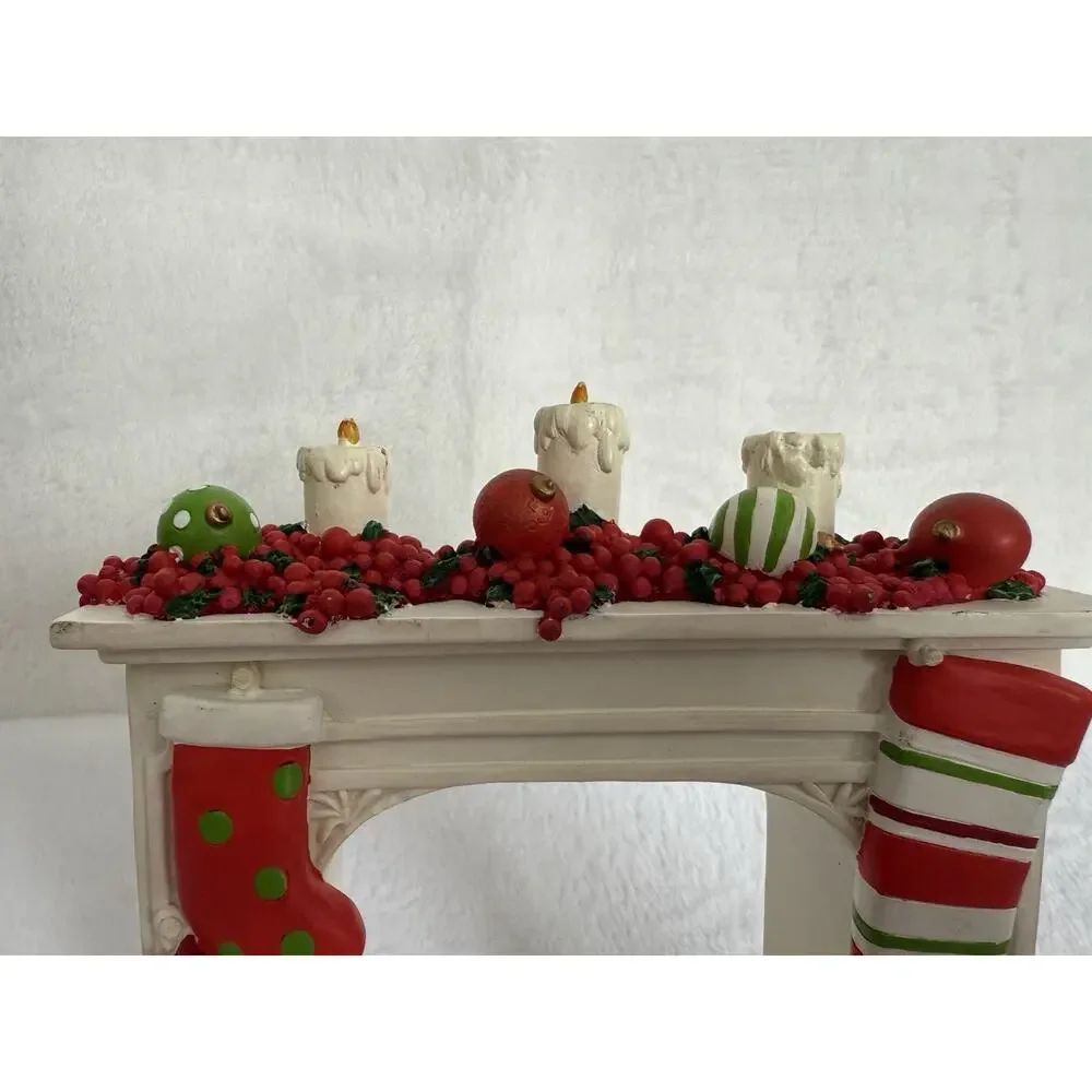 Yankee Candle Christmas Mantle Fireplace Stockings 10” Tea Light Tart Wax Warmer